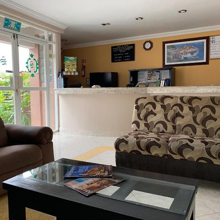 Suites Silvana Виляермоса Екстериор снимка
