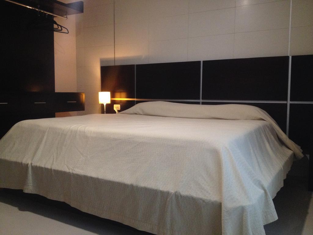 Suites Silvana Виляермоса Екстериор снимка